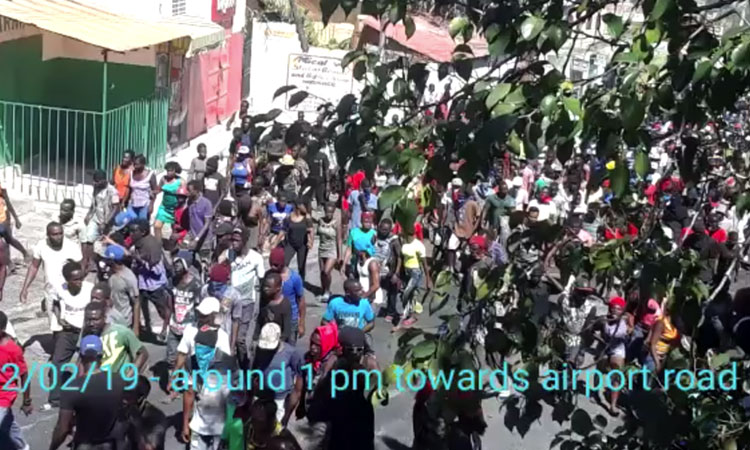 Thousands Marching Toward Airport:  2-12-19  2:30 PM